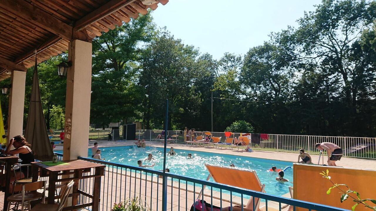 Camping Du Lion Bourg-Saint-Andeol Ngoại thất bức ảnh